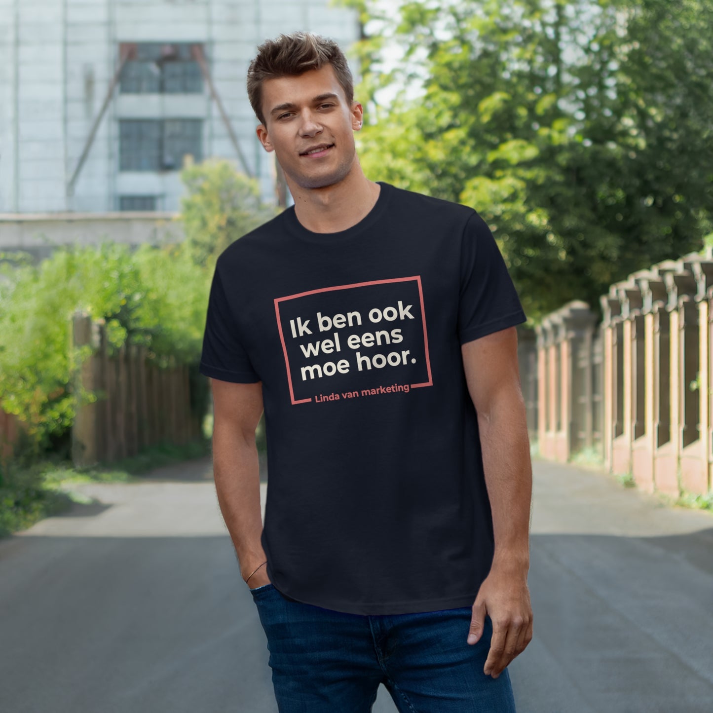 Uniseks T-Shirt - 'Ik ben ook wel eens moe hoor'